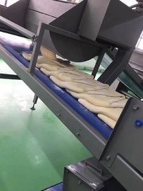 La macchina industriale della pasta della pasta sfoglia utilizzata per produrre ha laminato il blocchetto della pasta fornitore