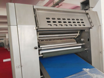 Ciambella automatica della taglierina di esagono che fa macchina con il sistema di rivestimento della pasta modulare fornitore