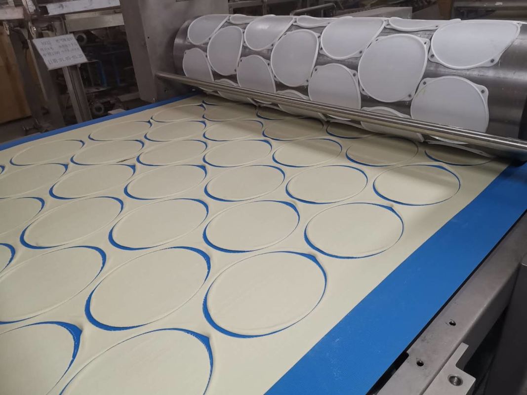 Attrezzatura di produzione industriale della pizza con il CE di cm del diametro 15 - 35 approvato fornitore